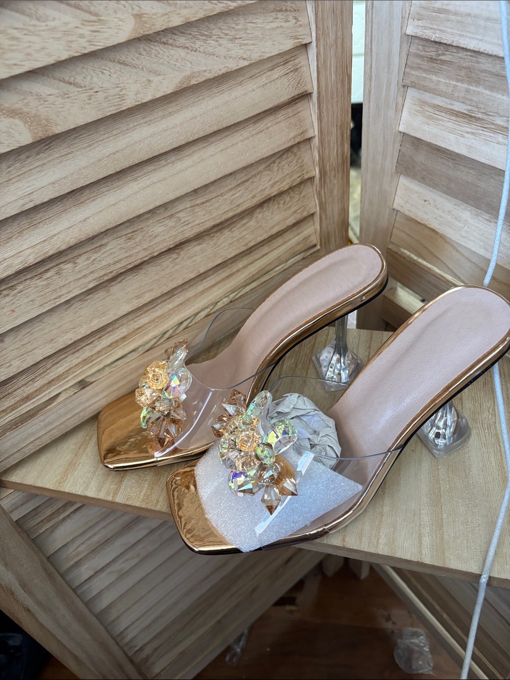 Clear PVC Slide Heels with Wineglass Heel and Crystal Flower 40 8.5 NWOT